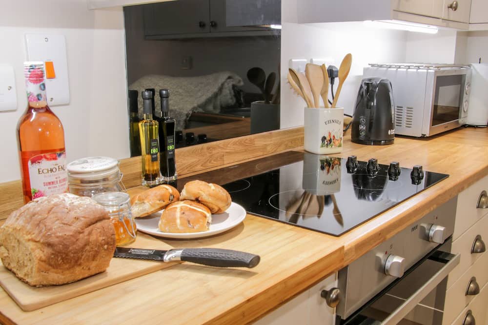 Photo of Kitchen in Stanton Upon Hine Heath