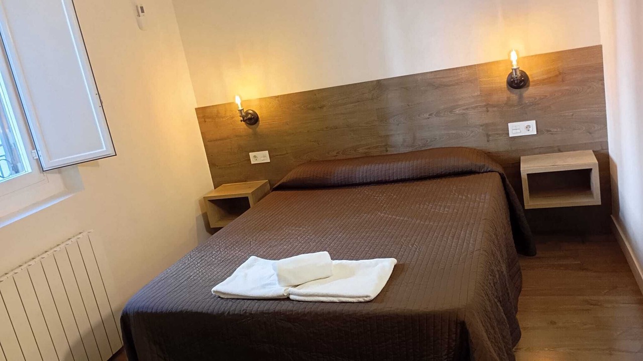 Photo of Bedroom in Pamplona City Centre