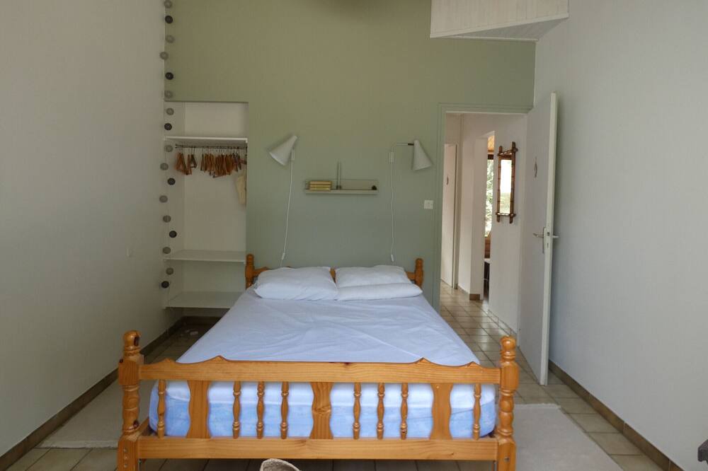 Photo of Bedroom in Notre-Dame-de-Monts