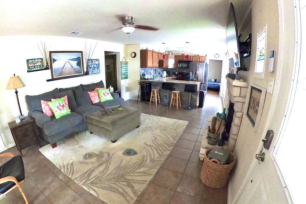 Photo of Livingroom in Clifton