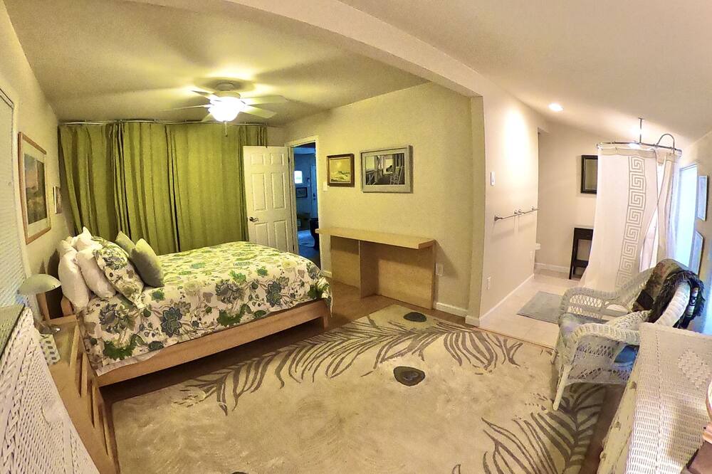 Photo of Bedroom in Clifton
