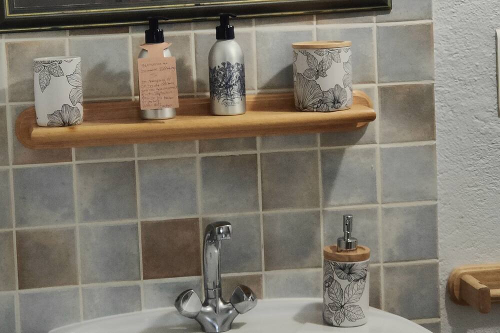Photo of Bathroom in Forcalquier