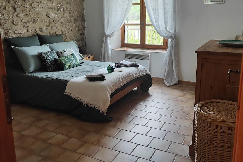 Photo of Bedroom in Forcalquier