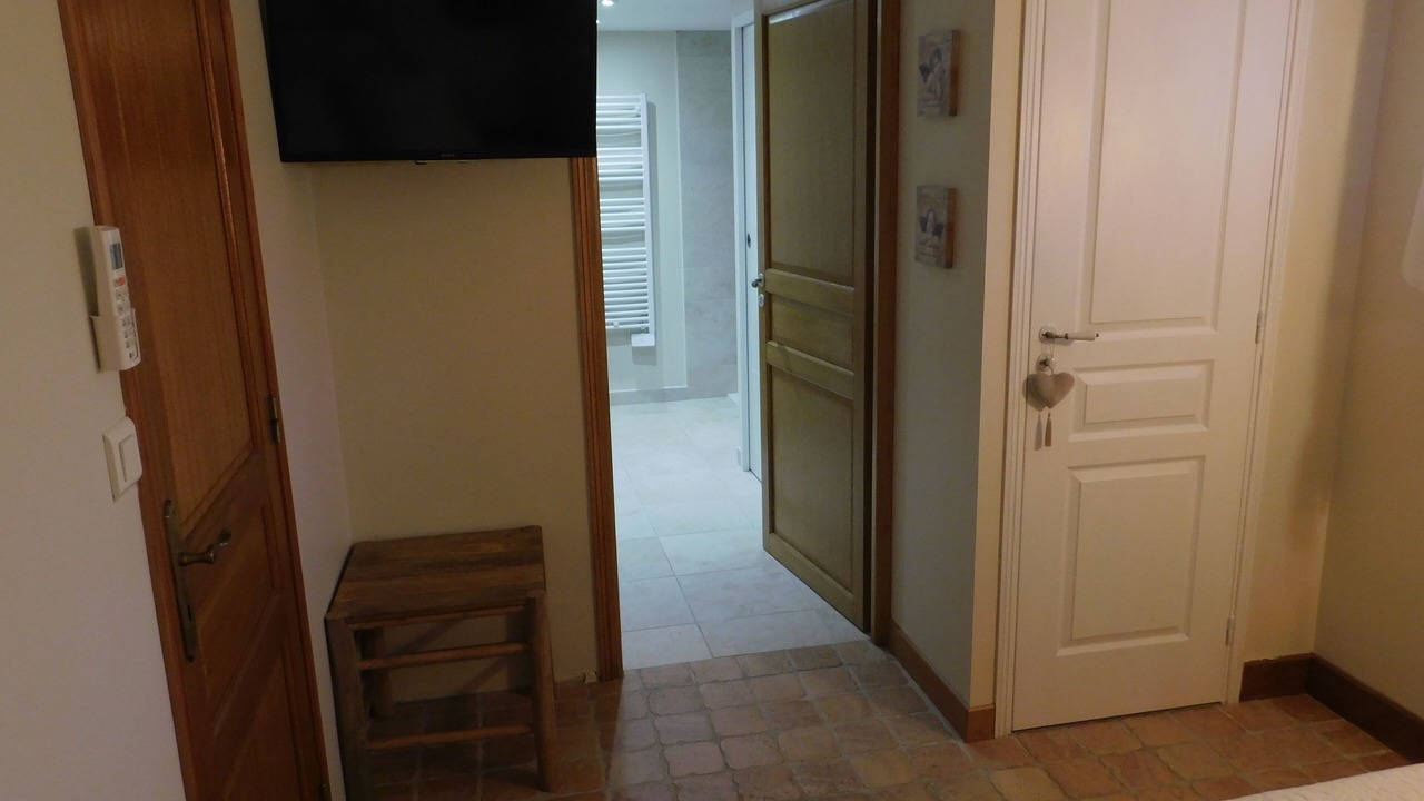 Photo of Bedroom in Dame-Marie-les-Bois