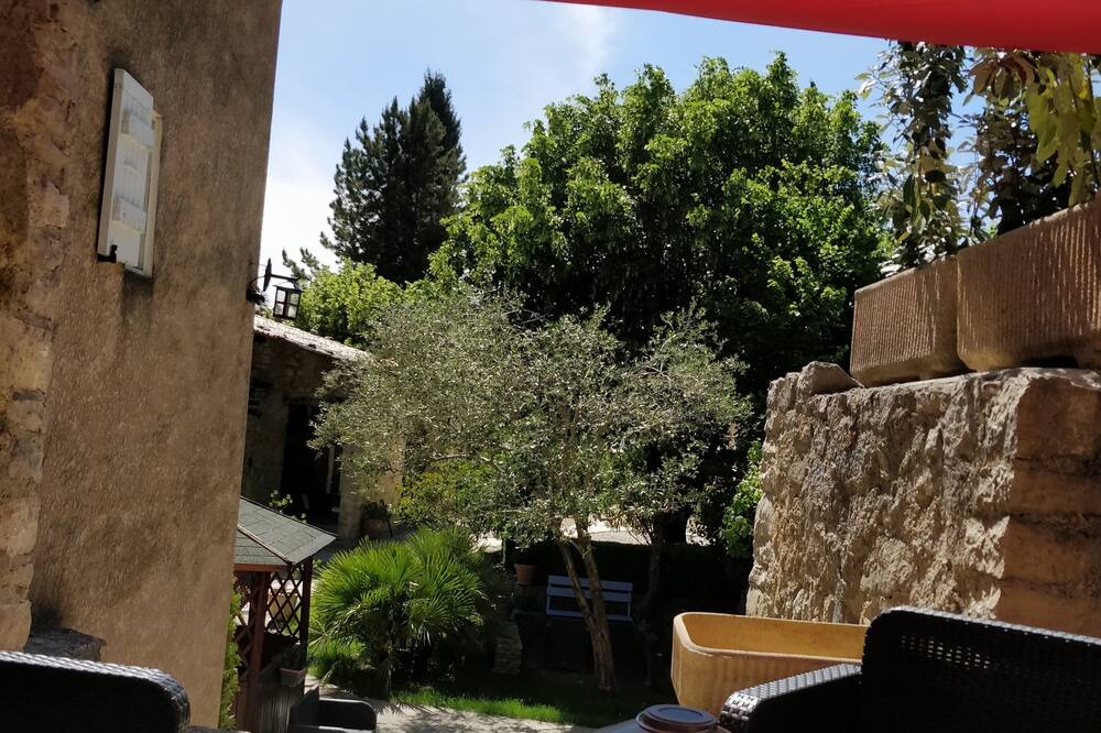 Photo of Patio Balcony in Mollans-sur-Ouveze