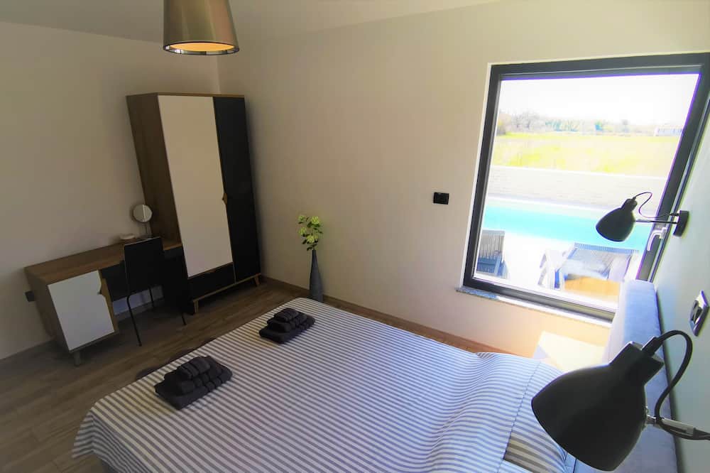 Photo of Bedroom in Loborika