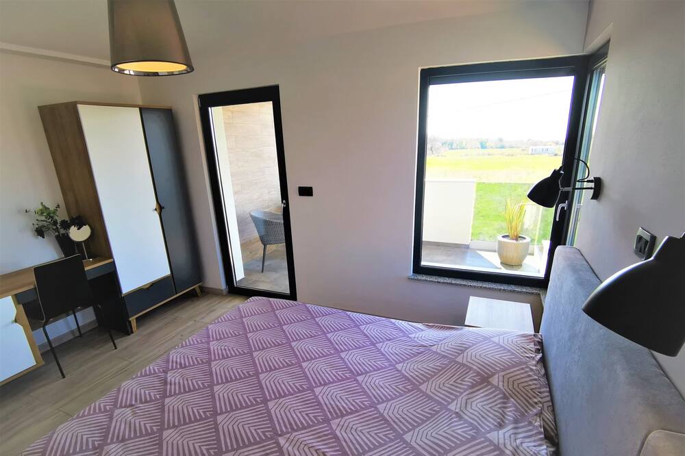 Photo of Bedroom in Loborika