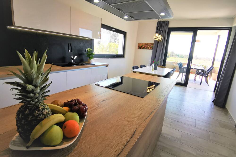 Photo of Kitchen in Loborika