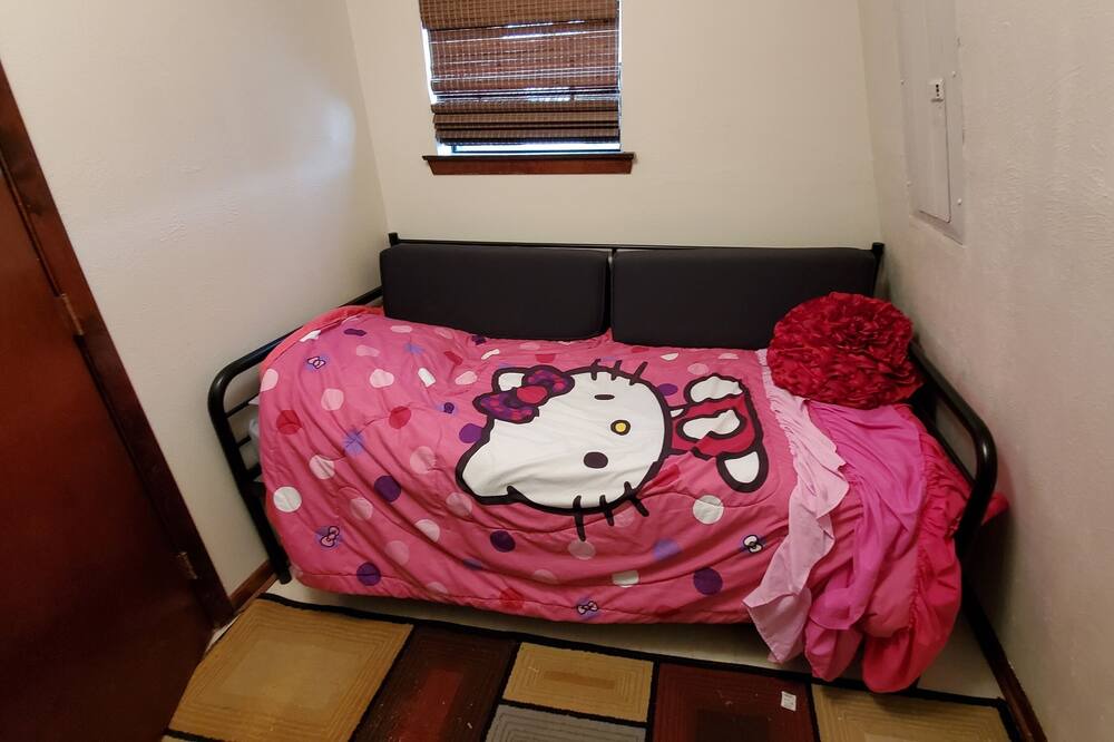 Photo of Bedroom in Farmersville
