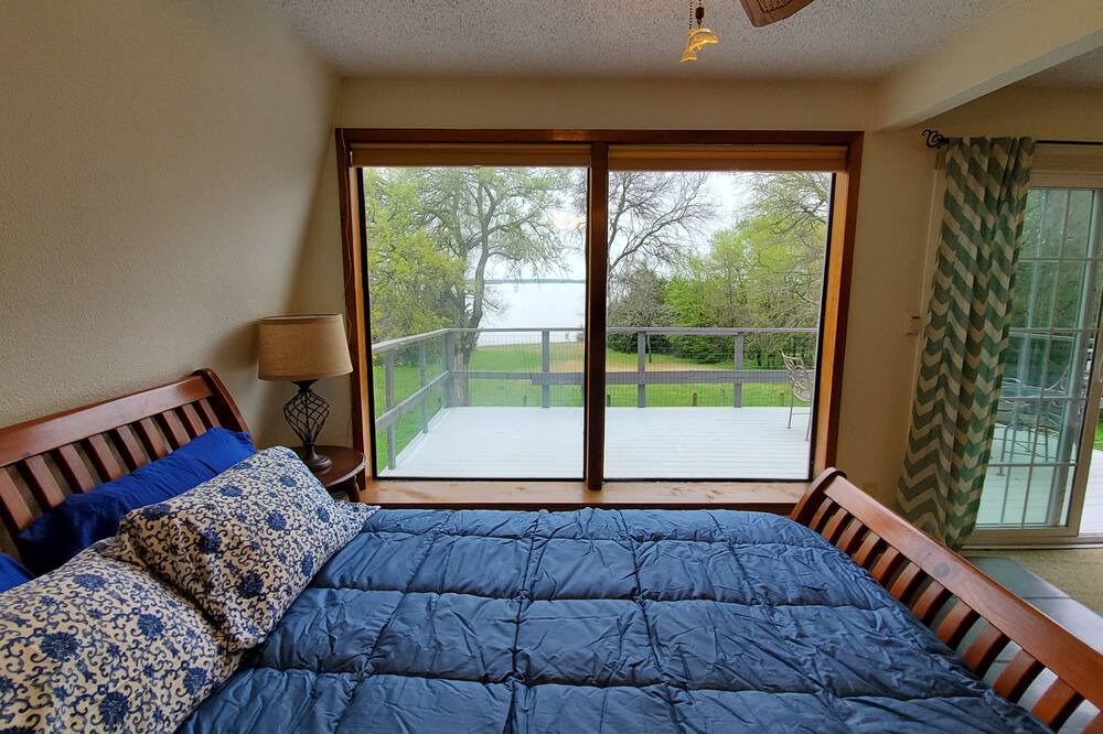 Photo of Bedroom in Farmersville