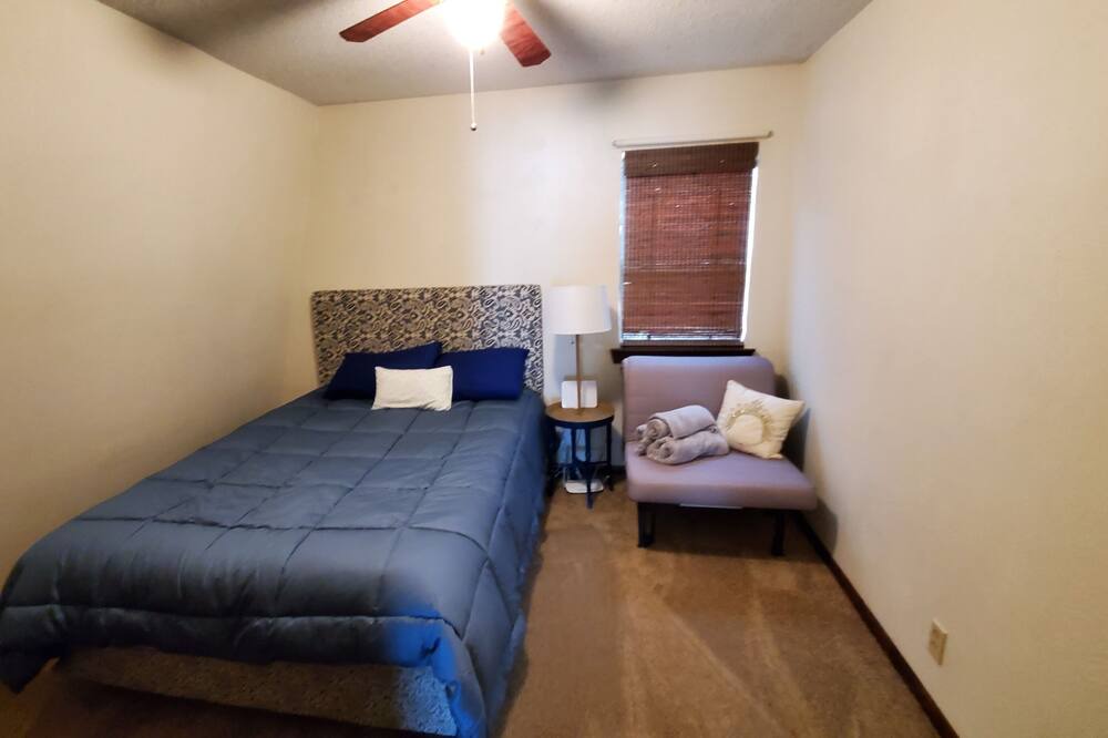 Photo of Bedroom in Farmersville