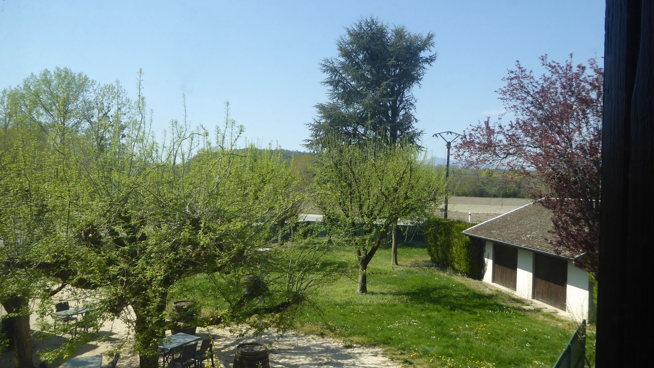 Photo of Outdoor in Lavours