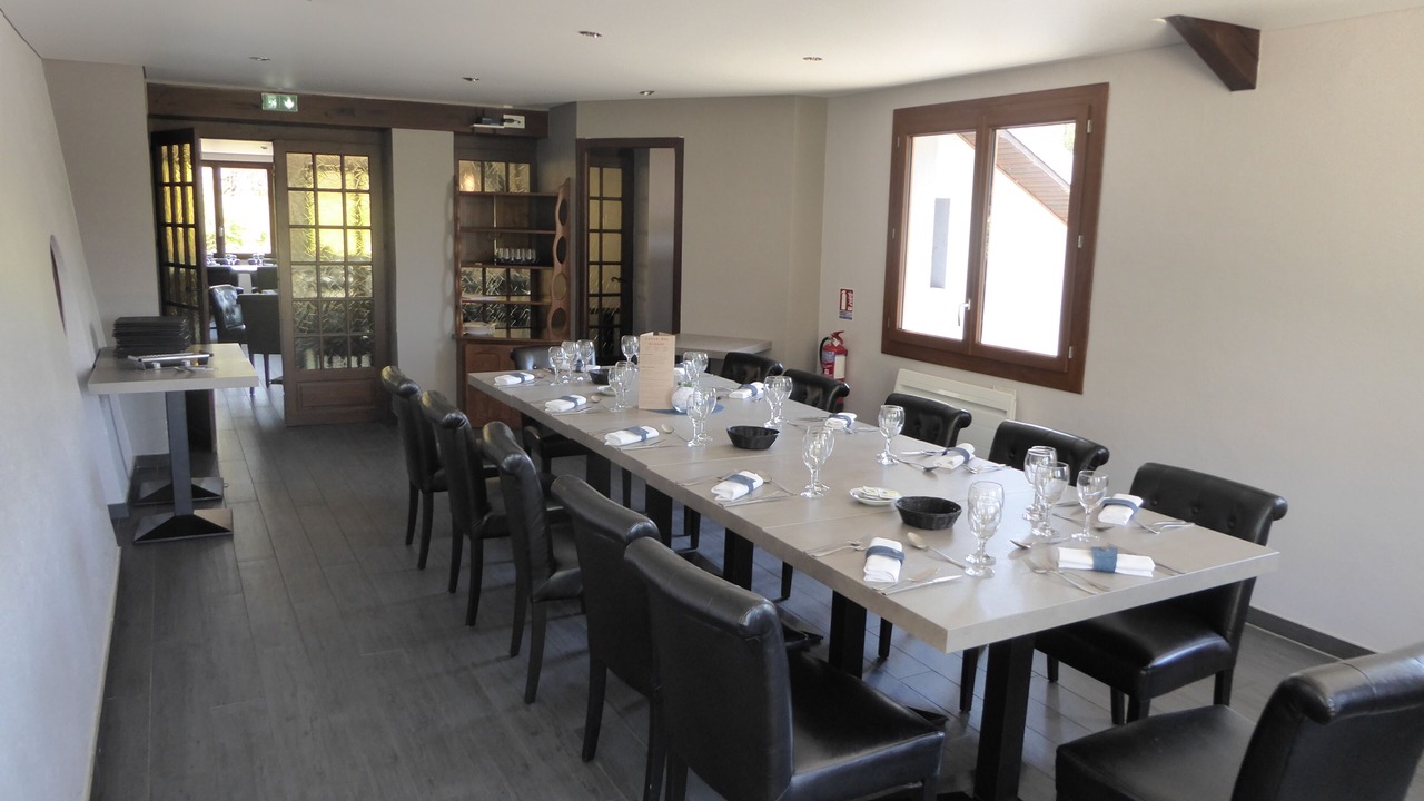 Photo of Others in Lavours