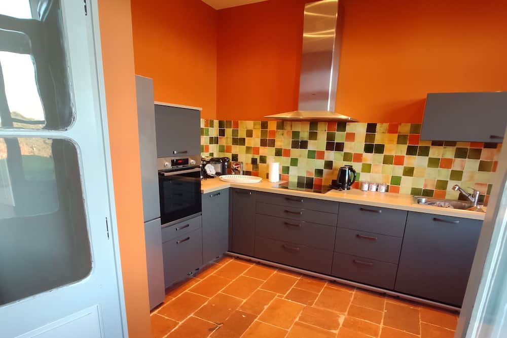 Photo of Kitchen in Aigrefeuille
