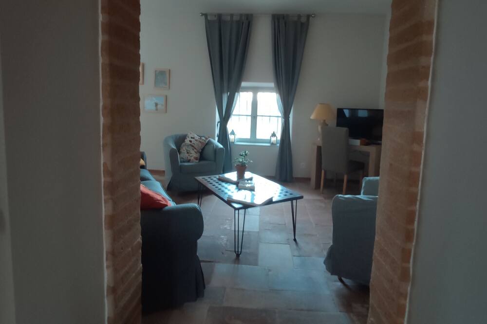Photo of Livingroom in Aigrefeuille