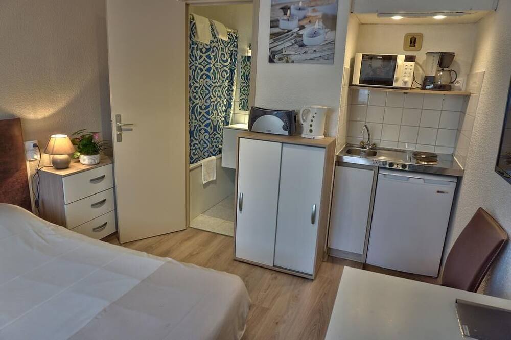 Photo of Bedroom in Venoix