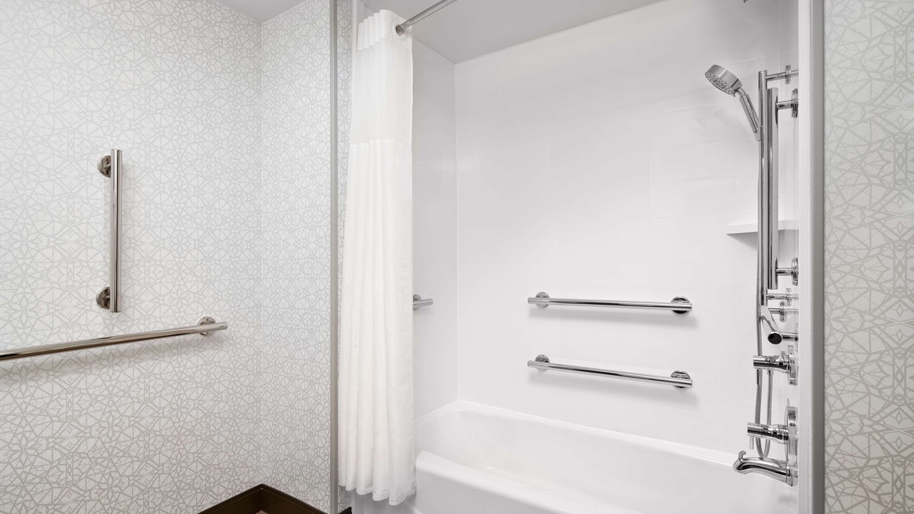Photo of Bathroom in Clewiston
