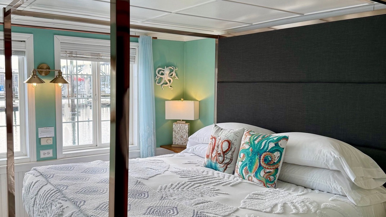 Photo of Bedroom in Newport