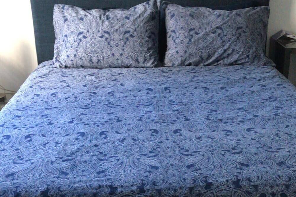 Photo of Bedroom in Los Feliz