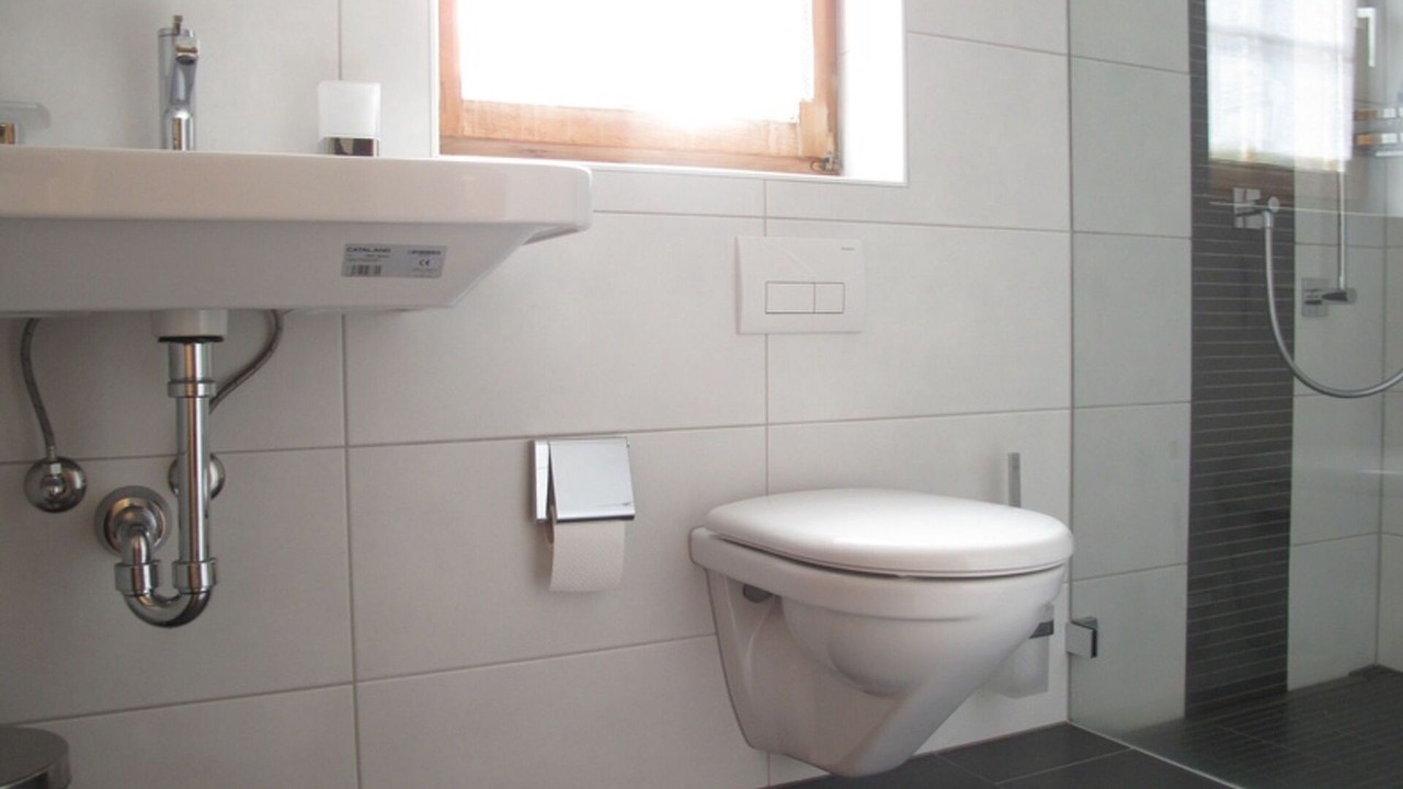 Photo of Bathroom in Tujetsch
