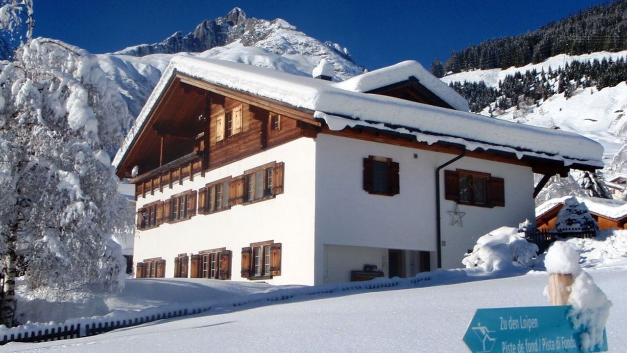 Photo of Outdoor in Tujetsch