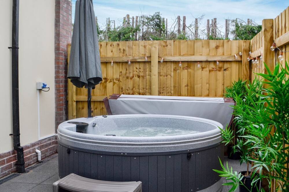 Photo of Others in Ammanford