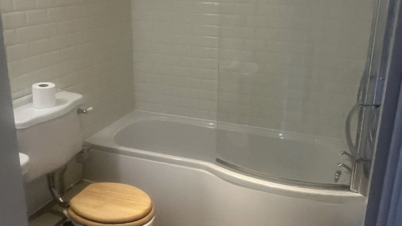 Photo of Bathroom in Hatherleigh