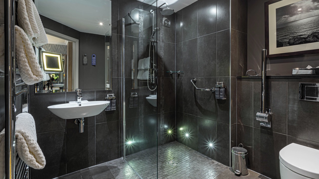 Photo of Bathroom in Brodick