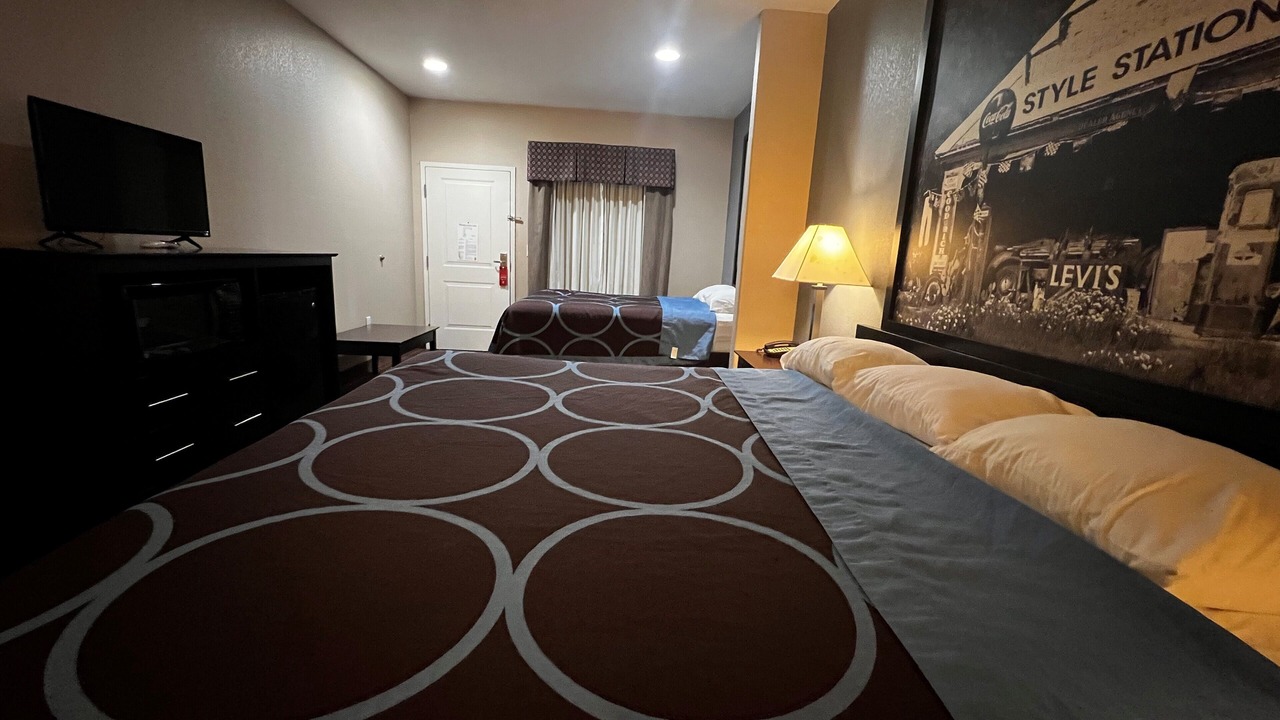 Photo of Bedroom in Center