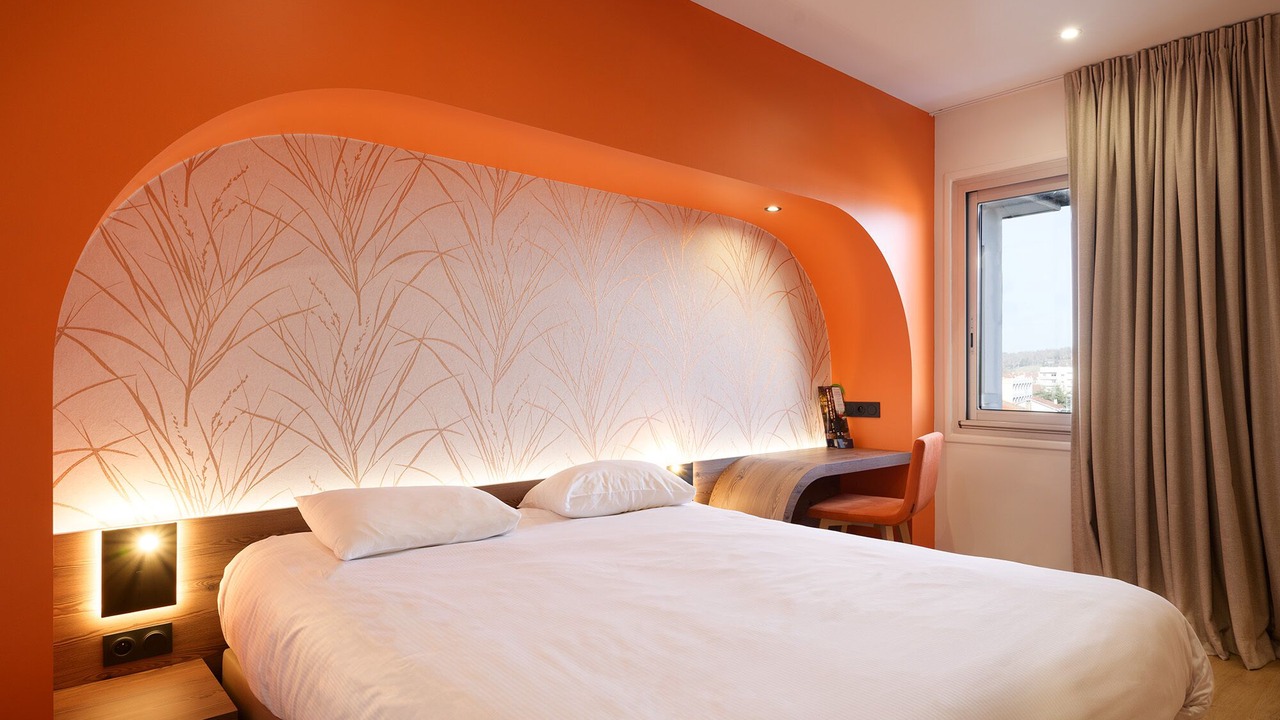 Photo of Bedroom in Saint-Gaudens