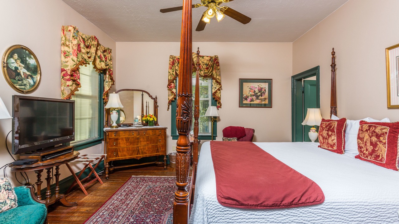 Photo of Bedroom in St. Marys