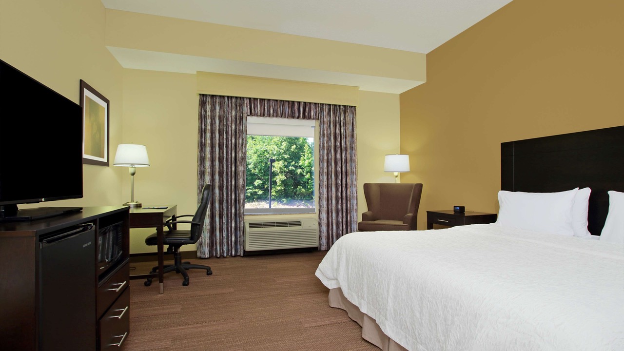 Photo of Bedroom in Winfield
