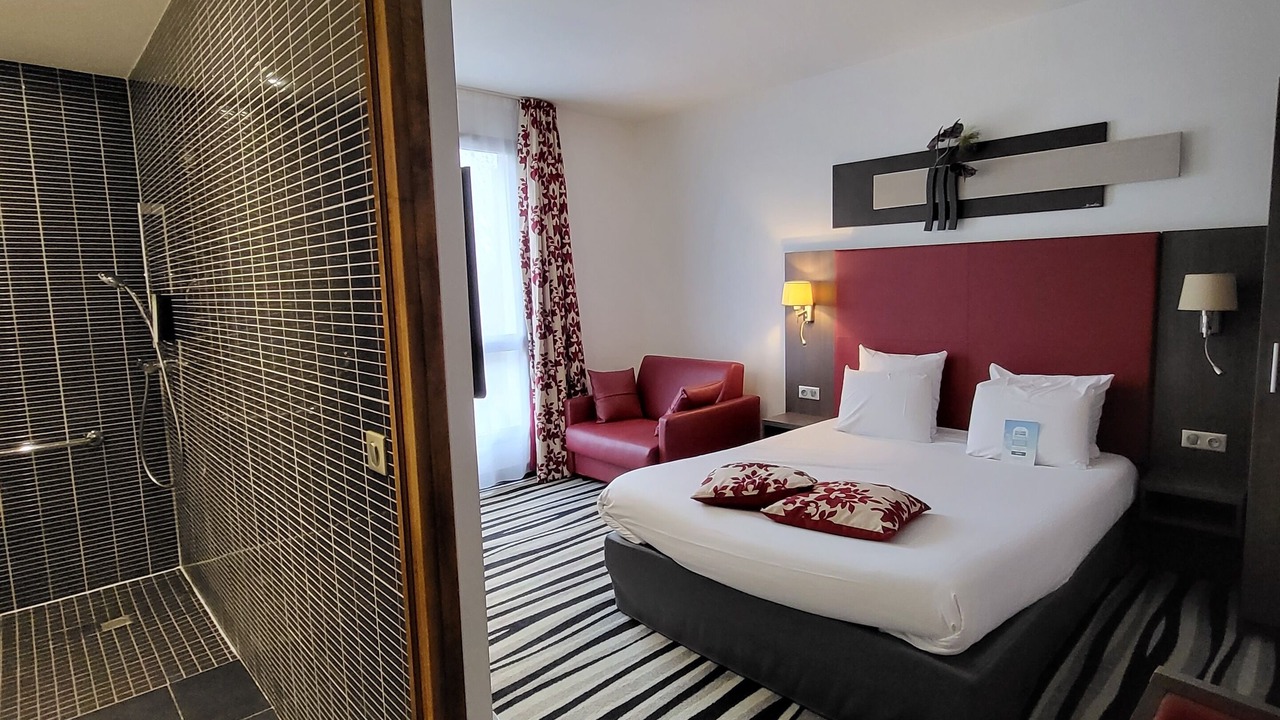 Photo of Bedroom in Saint-Quentin-en-Yvelines