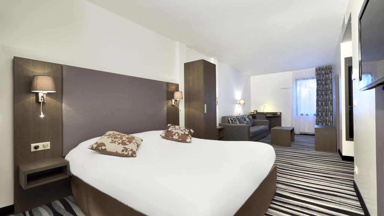 Photo of Bedroom in Saint-Quentin-en-Yvelines