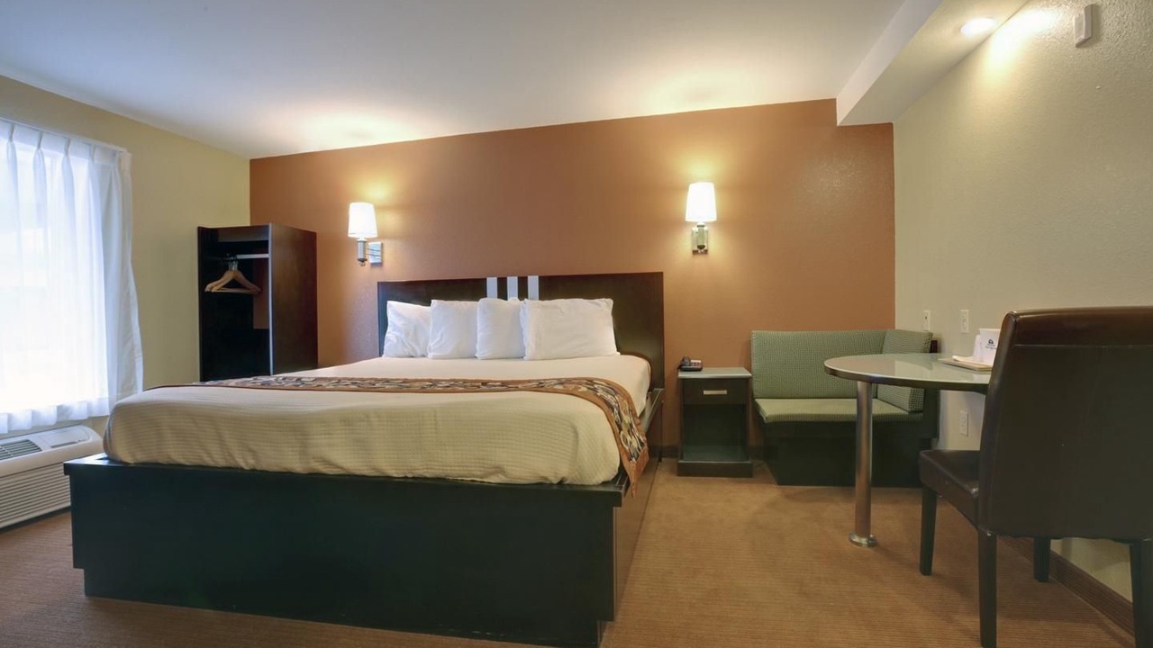 Photo of Bedroom in Caldwell