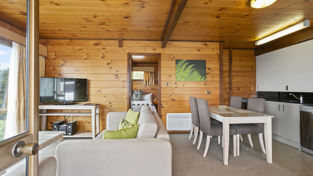 Photo of Others in Waiatarua