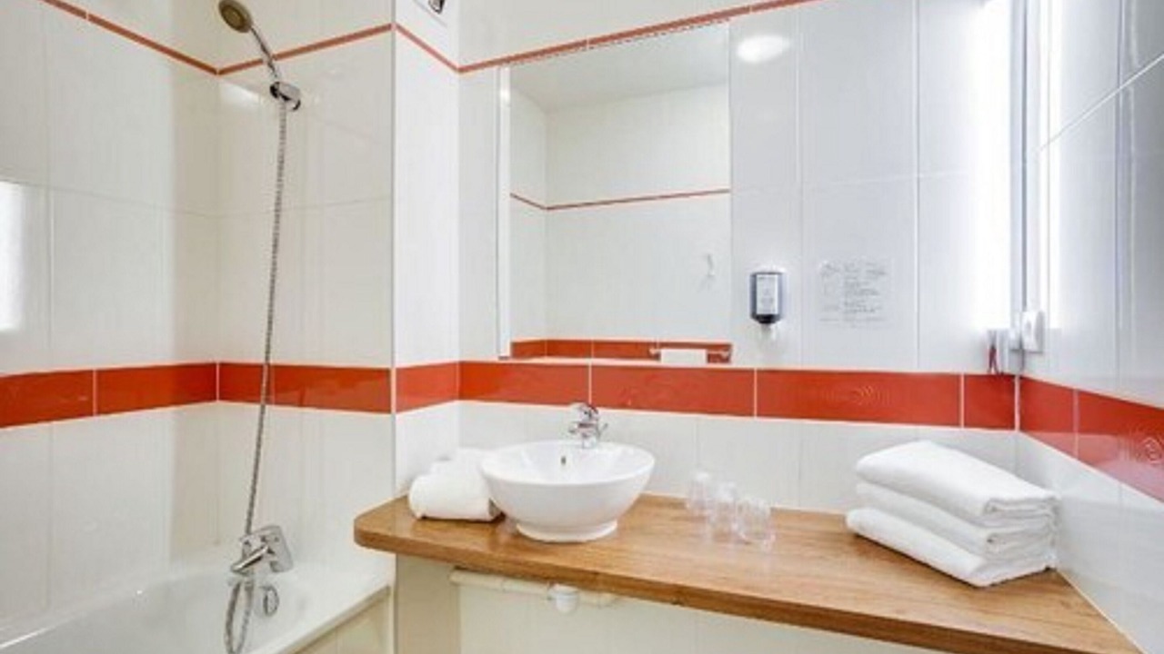 Photo of Bedroom in Lessay