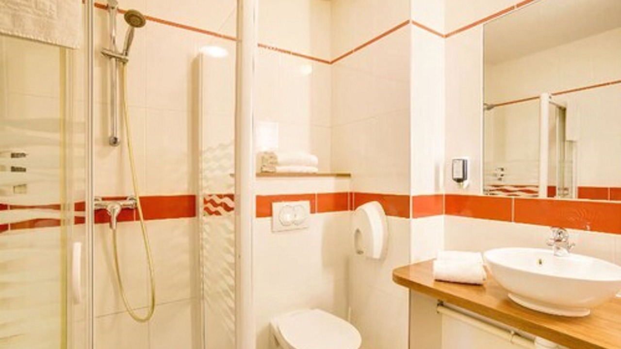 Photo of Bedroom in Lessay