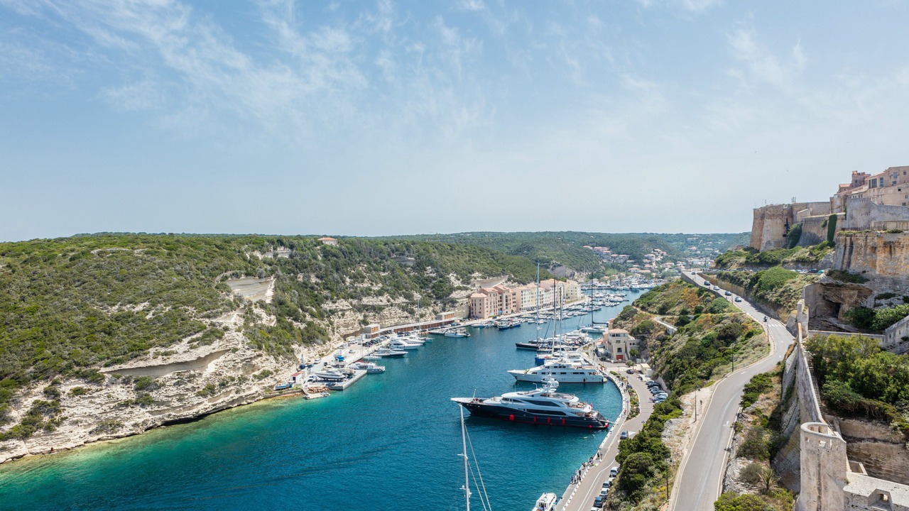 Photo of Outdoor in Bonifacio