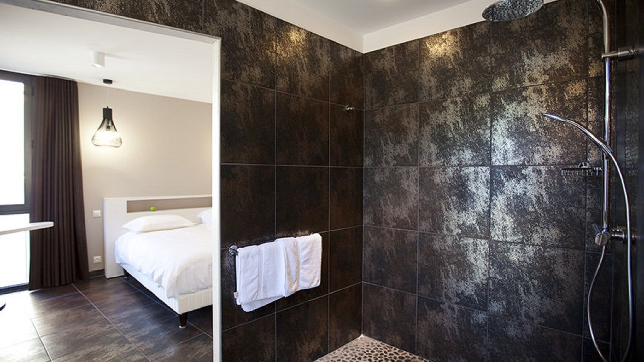 Photo of Bathroom in Villefranche-de-Rouergue