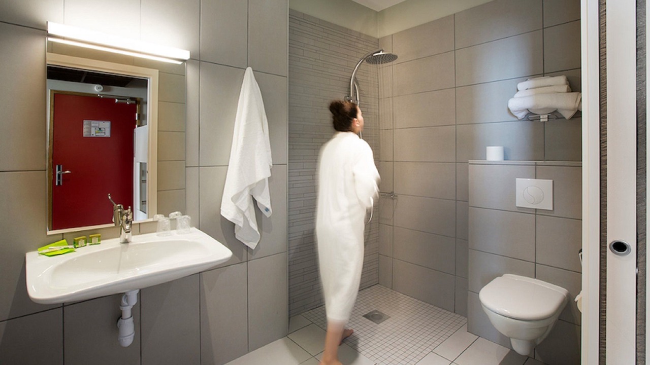Photo of Bathroom in Villefranche-de-Rouergue