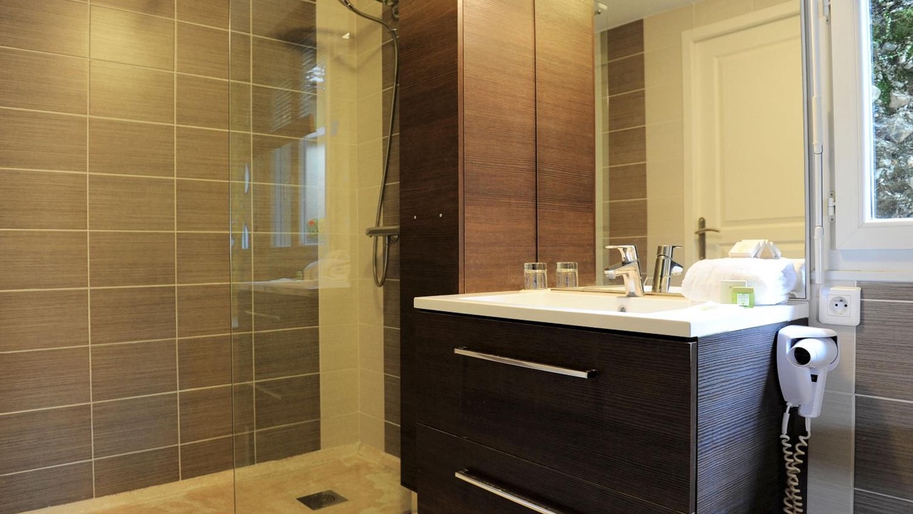 Photo of Others in Bielle