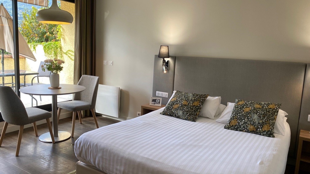 Photo of Bedroom in Castagniers