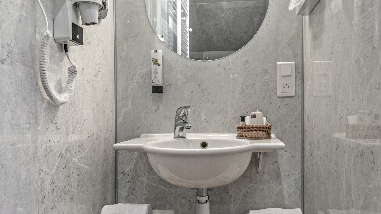 Photo of Bathroom in Chateauneuf-de-Randon