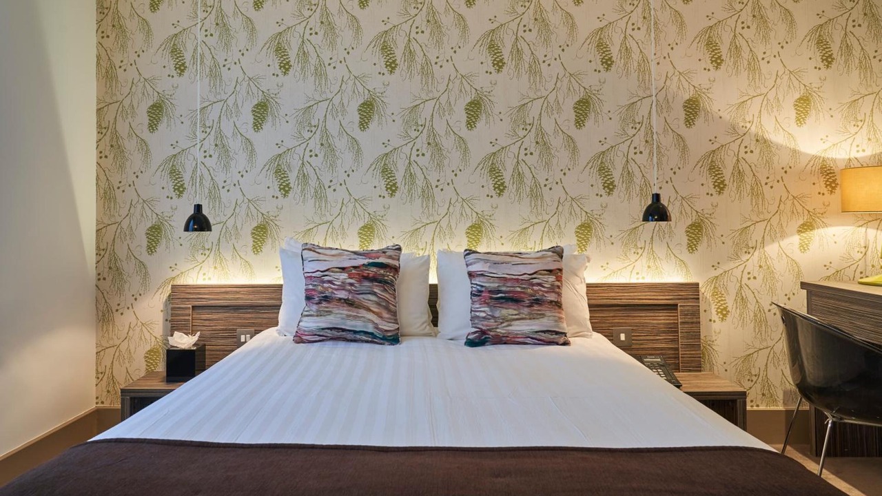 Photo of Others in St. Mark's