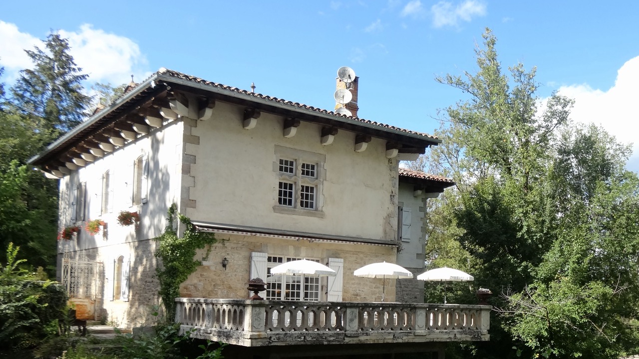 Photo of Others in Bruniquel