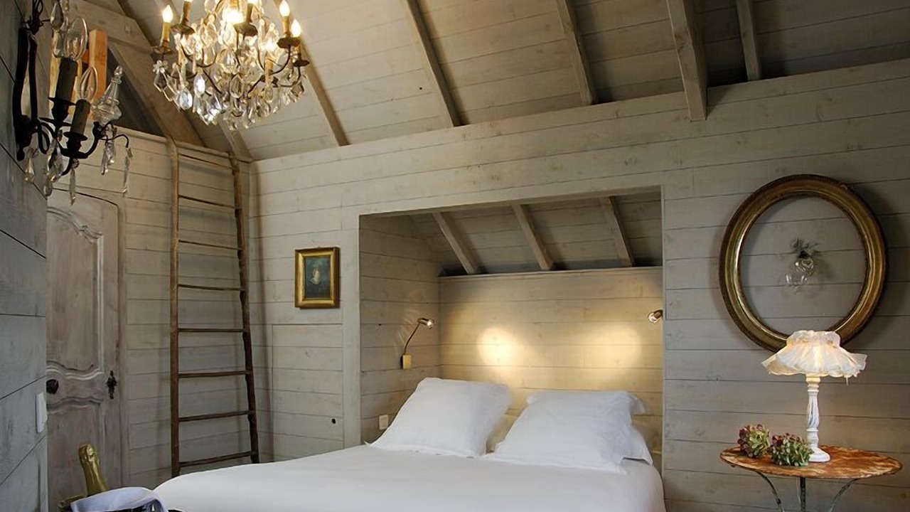 Photo of Bedroom in Onet-le-Chateau