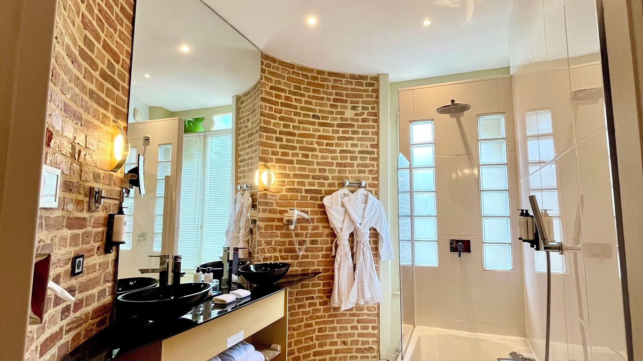 Photo of Bathroom in Le Rheu