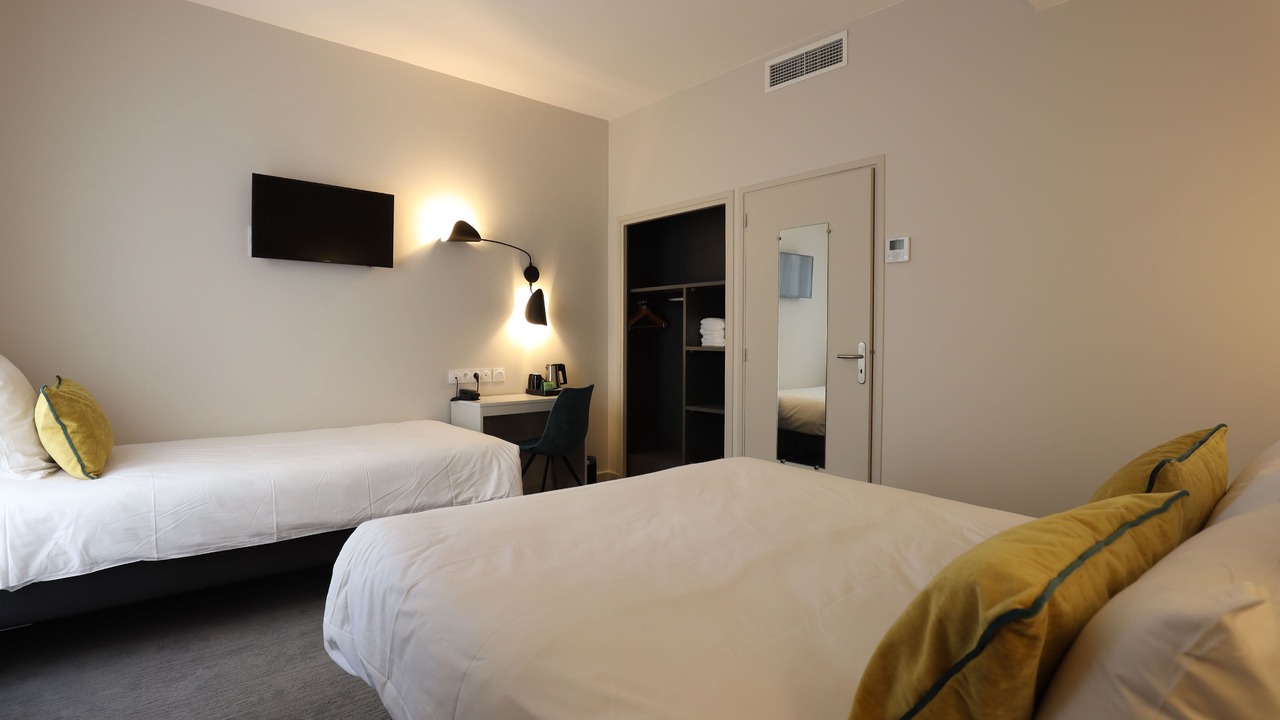 Photo of Bedroom in Millau