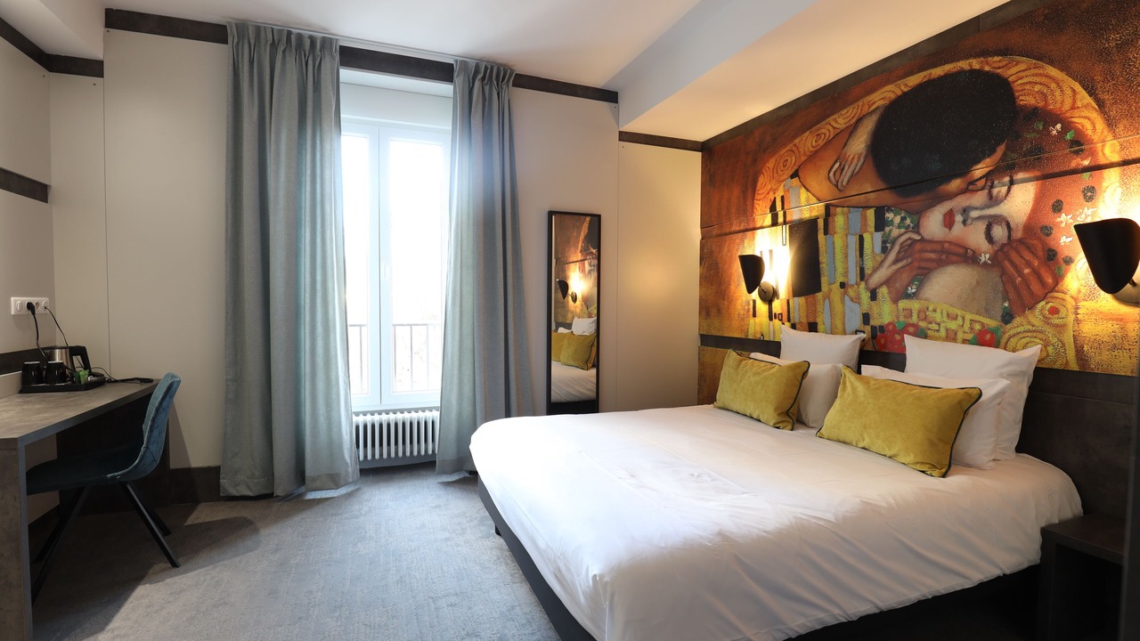 Photo of Bedroom in Millau